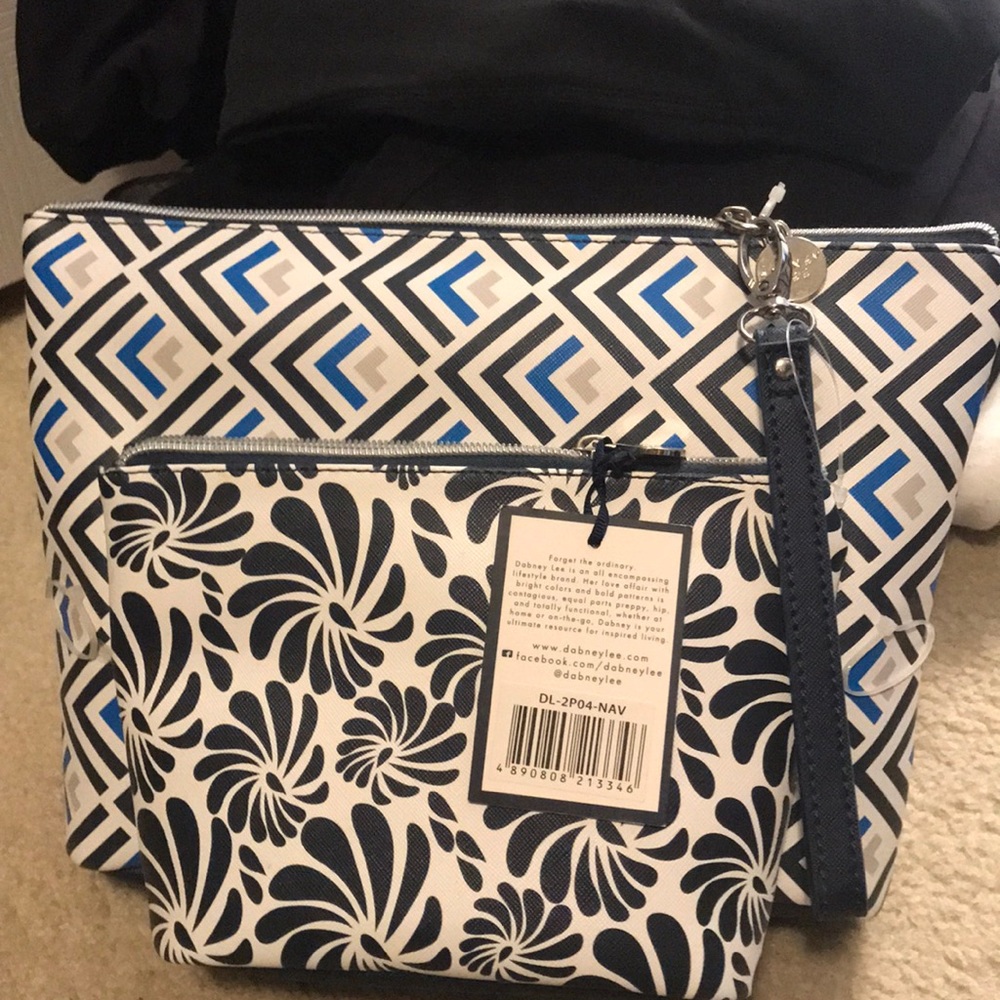 2 piece pouch set with removable wristlet